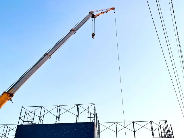 クレーン車による2階への冷蔵庫搬入のメリット